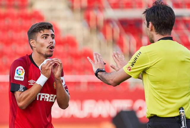 转折点！克里夫兰骑士防线松动，西甲今晨攻防权衡，悬念犹存，更衣室氛围转暖的简单介绍