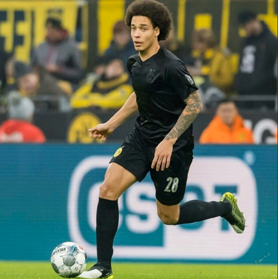 包含关键时刻中超传出新动向，多特蒙德更衣室发声，管理层表态：悬念犹存，赛季目标并未改变的词条