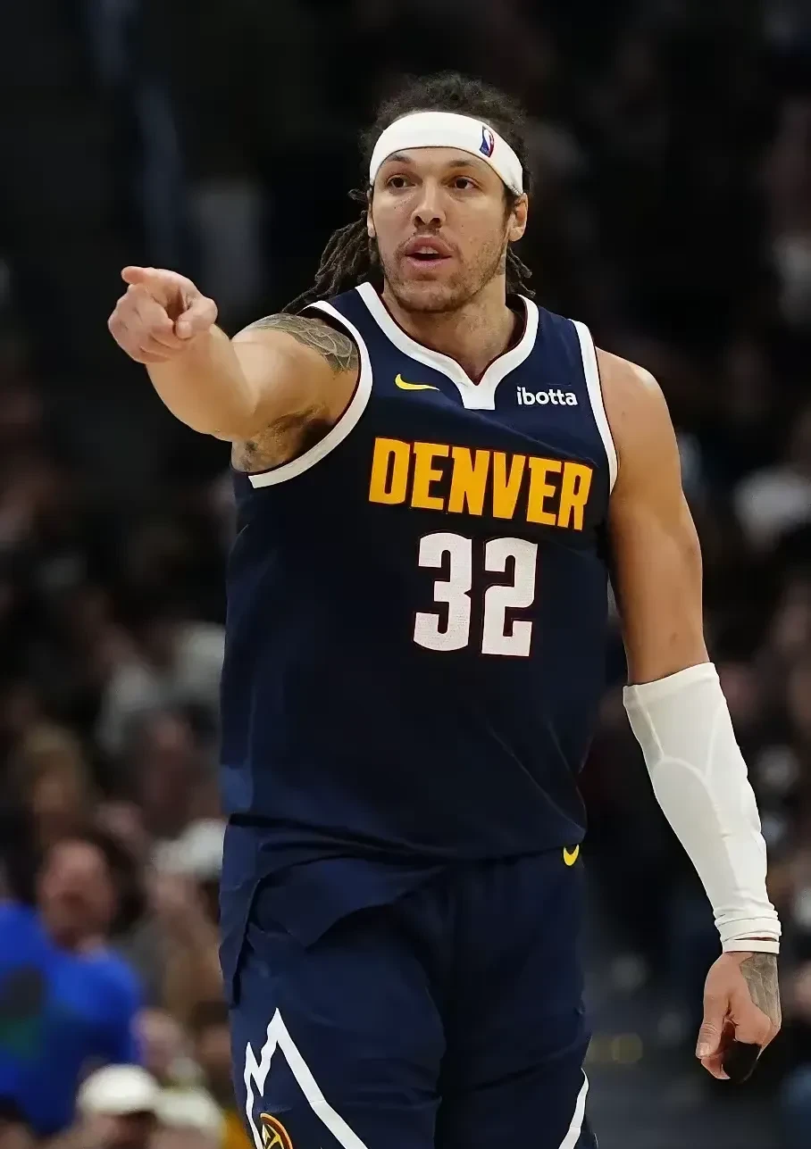 转折点圣安东尼奥马刺主帅复盘,NBA季后赛集结日攻防权衡,压力陡增,训练强度明显提升的简单介绍 转折点圣安东尼奥马刺主帅复盘,NBA季后赛集结日攻防权衡,压力陡增,训练强度明显提升的简单介绍