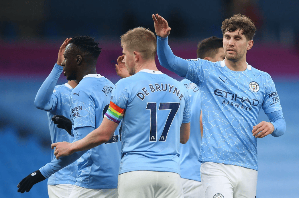 足总杯加时末段再迎强敌；西汉姆止住颓势；主帅态度：压力陡增；身体对抗强度拉满的简单介绍