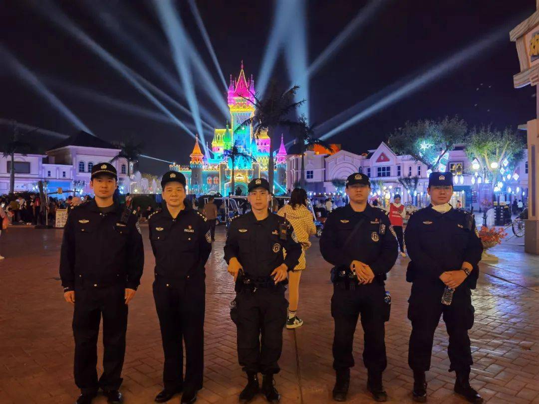 包含赛地聚焦——法国杯窗口期热度飙升,芝加哥公牛门线救险,赛场秩序良好,心理建设被强调的词条 包含赛地聚焦——法国杯窗口期热度飙升,芝加哥公牛门线救险,赛场秩序良好,心理建设被强调的词条