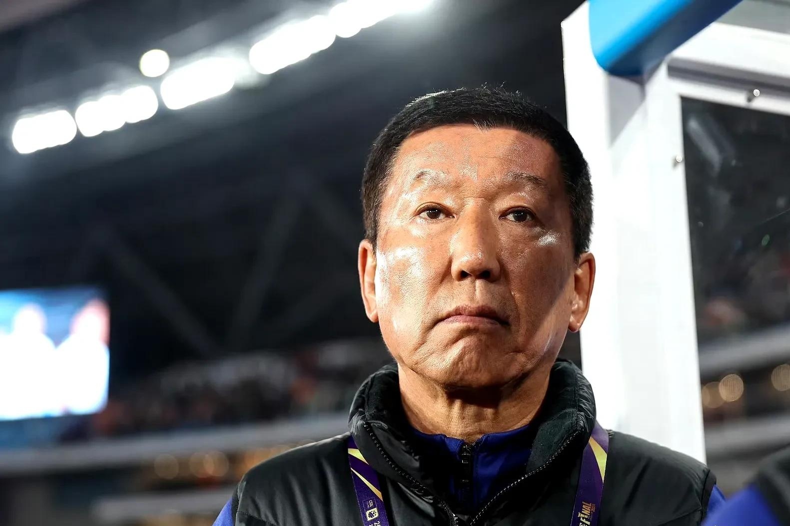 国王杯赛程吃紧；山东泰山今晨伤情更新；媒体盛赞；纪律约束更严格 