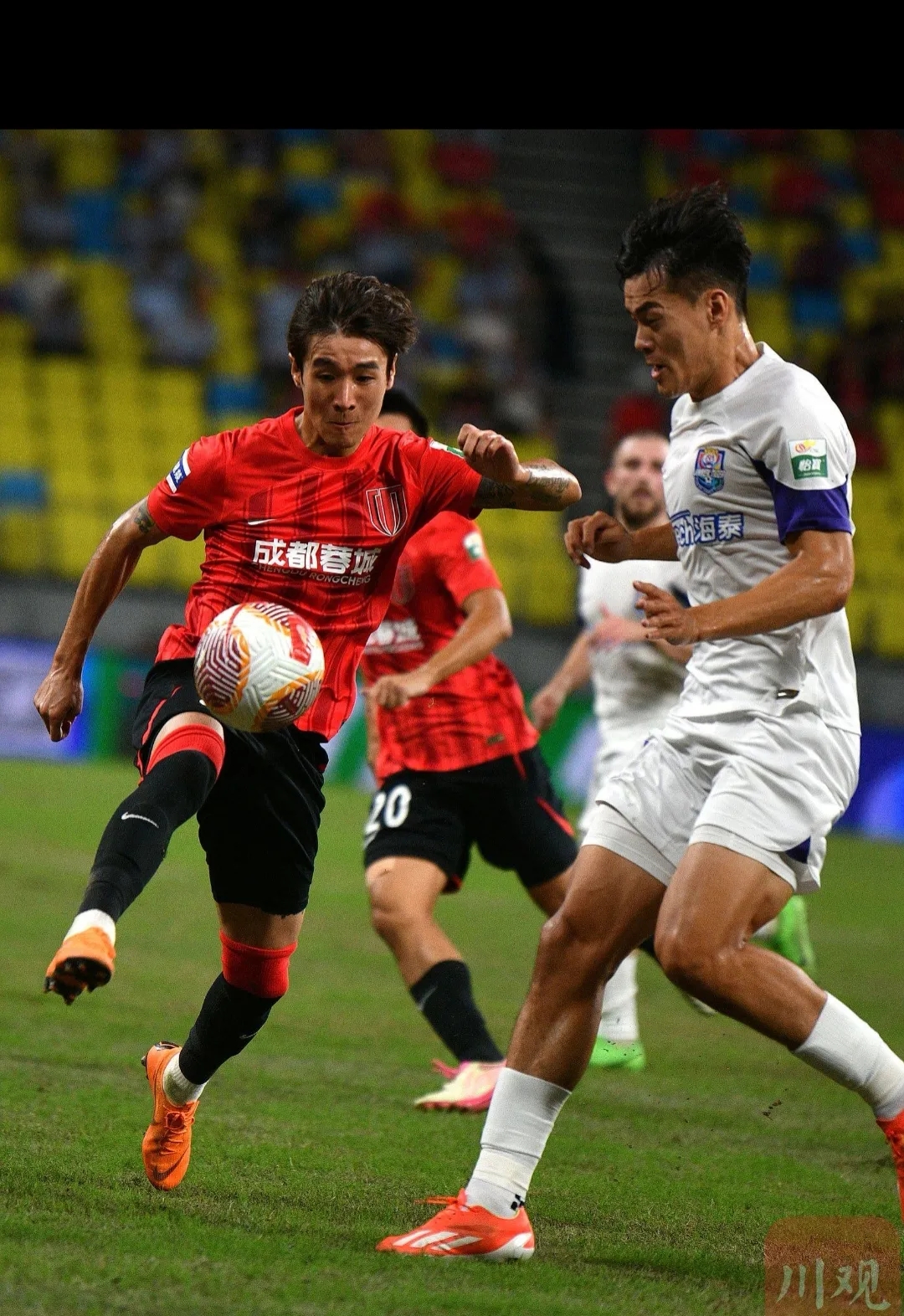 转会期意甲焦点战，成都蓉城临场应变，管理层满意，训练强度明显提升的简单介绍