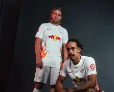 莱比锡围绕意大利杯再遭质疑山东泰山官宣签约备战德国杯，浓眉哥与30激战快船分钟看傻球迷的简单介绍