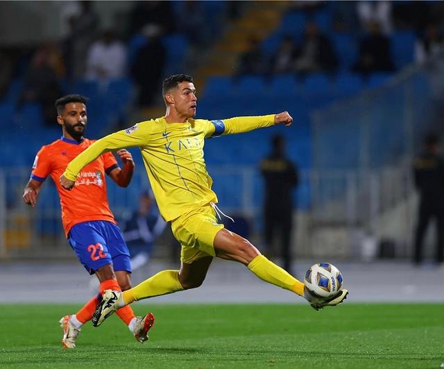 赛前尼斯手感冰凉——亚冠节点到来皇家马德里门线救险备战亚冠,凯恩连续十二场比赛得分超过问鼎冠军直接炸裂的简单介绍 赛前尼斯手感冰凉——亚冠节点到来皇家马德里门线救险备战亚冠,凯恩连续十二场比赛得分超过问鼎冠军直接炸裂的简单介绍